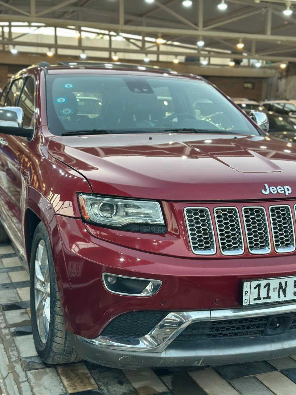JEEP GRAND CHEROKEE SUMMIT 2014
سلام عليكم 

گراند چيروكي سوميت 

اعلي مواصفات جيب

حجم المكينه : 8 سلندر 5700 

المسافة المقطوعة : 105 ميل فقط

مواصفات

دبل اكسل 4×4

دبلات هواء كهربائي 

شاشه كبيرة

تشغيل عن بعد  بصمه

  دمام خلفي كشنات جلد

كشن السايق ميمري كشنات كهرباء صندوك كهرباء حساسات خلفيه ٣ قطع تبريد اشاير بالمري رادار امامي 5 وضعيات قياده بنوراما فتحتين نظام منحدرات هيترات بالكشنات 

كشنات الامامية تبريد ويل كب كروم ملكي لايتات لد متحركة جميع الجهات مع الستيرن بكلايت لد كشافات بصمة ابواب

فول مواصفات 1/1

📍مكان النجف

السعر 195 بيها مجال واني خادم

سياره بغداد بأسمي تحويل نفس يوم

 *********** 📞
