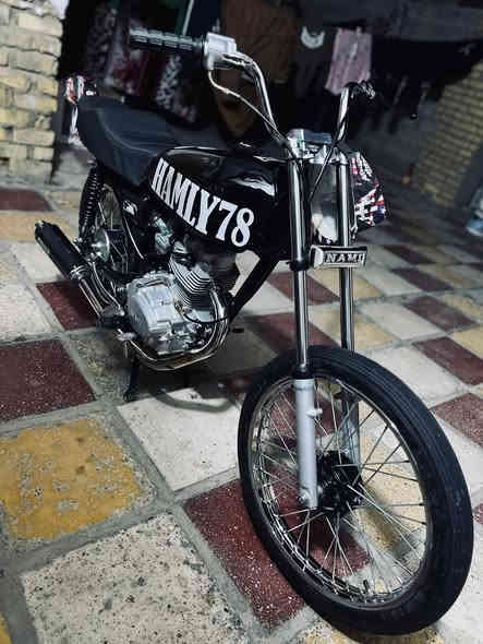 سلام عليكم دراجه نامه شلامجه  للبيع كلك كلك كلك  تعمير كله 25بس المكينه 23مفتوحه فقط بوشه شراي تشلع عيوني مو شراي لاا تعبني مكاني ناصريه حي شهداء الرقم: ***********
