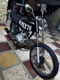 دراجه نامه شلامجه  للبيع كلك كلك كلك  تعمير كله 25بس المكينه 23مفتوحه ...