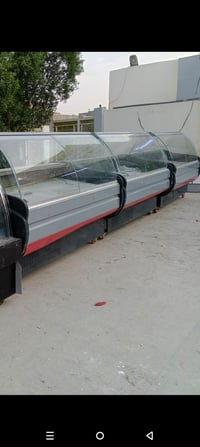 براد لحم • ٣ وحدات • ايطالي