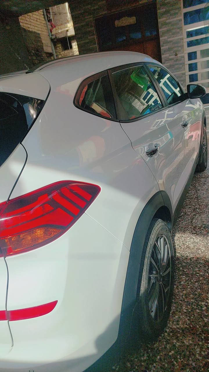 توسان موديل 2019 خليجي مكفوله لاصبغ ولاضربه بغداد بأسمي رقم انكليزي تحكم استيرن شاشة لايت دوار خمس عدسات سيارة ماشية 79 السعر خاص بغداد الضباط شارع الكاشي مقابل بدالة الكمالية للاتصال ***********
