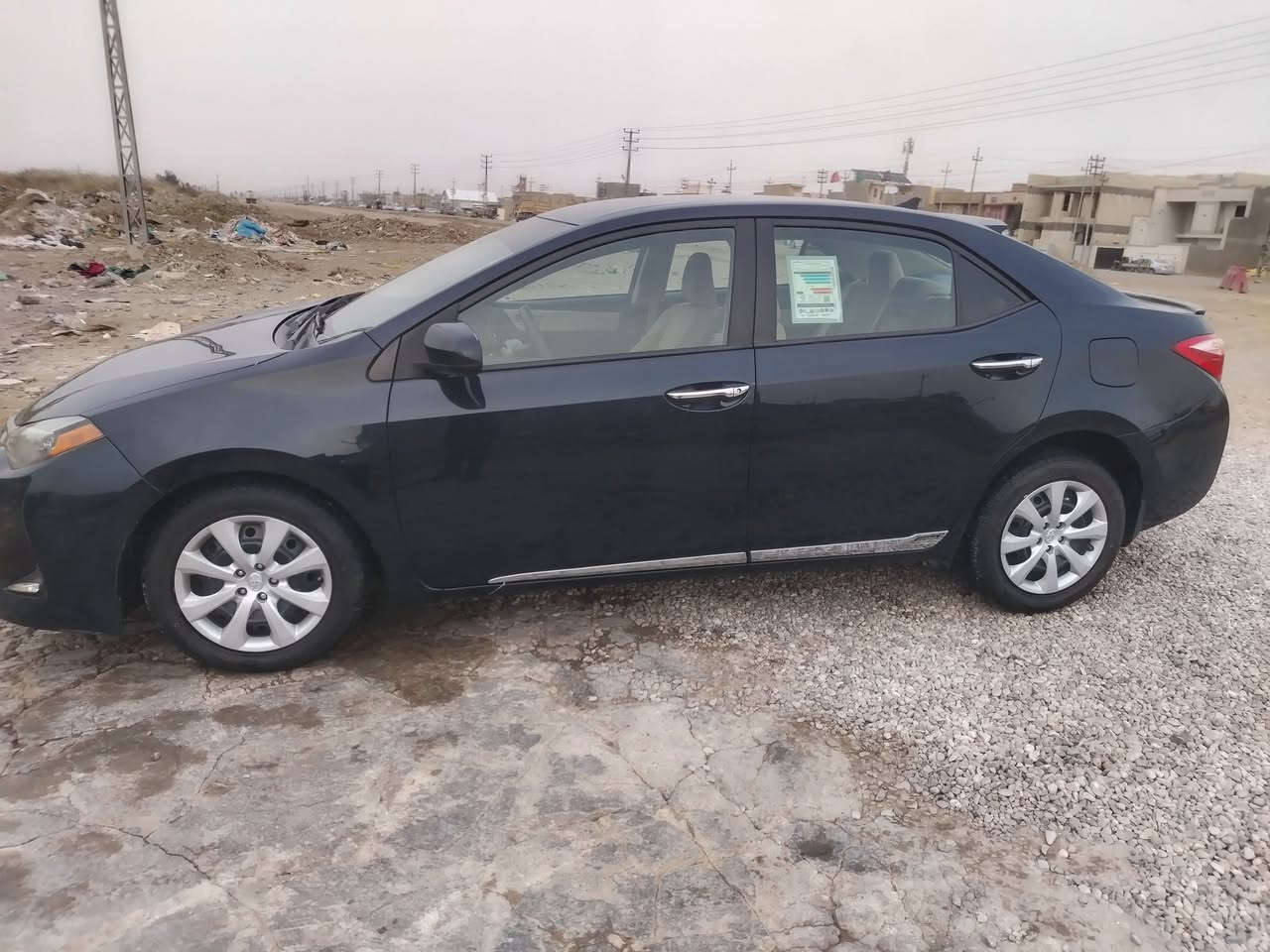 السلام عليكم البيع سياره كورلا موديل 2017 وارد امريكي حادثه بنيد وبيه صبغ بلباب الصدر والباقي كفالة السعر 127 وبيه مجال الشراي المكان كوت واسط مركزالمدين الرقم ***********
