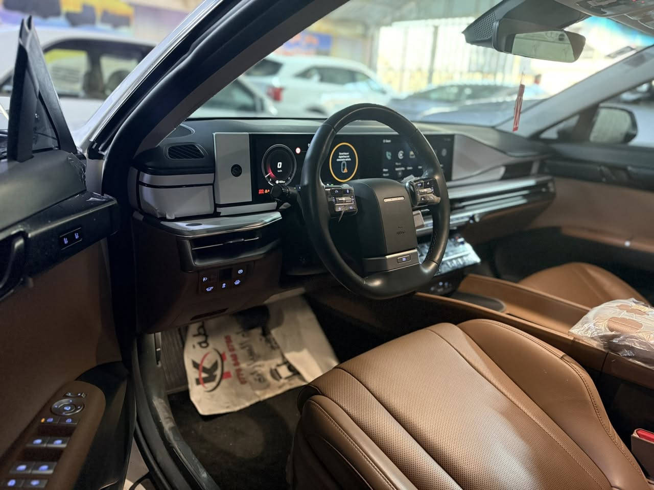 هونداي كراندير ازيرا مرقم بغداد 
موديل 2024
ماشيه 5000 زيرو 
هواي بيهه موصفات
وارد كوري جاملغ خلفي فقط راجع بلادي 
سعة المحرك 1600 تيربو بانزين هايبرد
تحكم بل بصمه تقديم السياره ورجوعهه
كير رياضي شفات ستيرن تحكم استيرن كهربائي + تدفئه ستيرن
المقود - جنطه كهربه
عرض كامرات بالدشبول -
عند الاشاره يمين او يسار تحكم متعدد في وضعيات -
القيادة- دخول ذكي
تشغيل عن بعد -
شاحن موبايل لاسلكي -
مرايات كهربائية- اشاره -
بالمرايات
مثبت سرعه -
مقاعد جلد
تبريد وتدفئه المقاعد -
الامامية
مقاعد السائق والراكب -
كهربة
حساسات أمامية وخلفية - محيطيه
كاميرا محيطية 360 درجة -
كشافات ضياب- أضم1 -
‏LED المن
برده خلفيه- رادارات -
360
تحديد مسار -
نظام النقاط العميا -
حساس تاير -
السعر 245
حجم الويل 19 -

للاستفسار اكثر الخاص مفتوح


**إذا كنت صاحب هذا الإعلان وتريد حذفه لأي سبب، رجاءا أرسل رسالة إلى الدعم الفني**