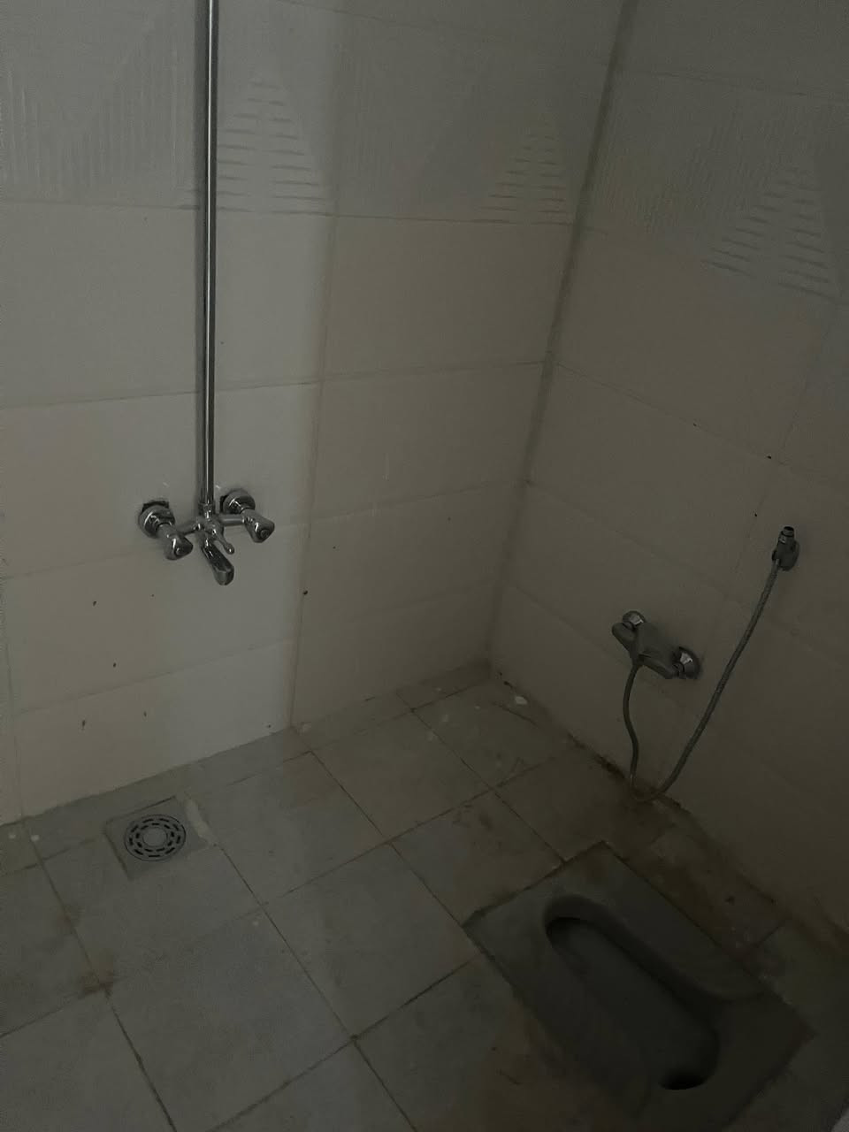 🏠 / البيت للبيع مساحه200متر طابو زراعي سند 25
واجهه 10/ نزال 20. 

🧱 بناء حديث درجه أولى  (يرهم بمقدمه)

الطابق الاول/ مطبخ . أستقبال . هول . غرفتين. مجمع صحيات 

الطابق الثاني / غرفتين نوم و وكليدور صحيات 

🌎 الموقع/ شارع 80 شارع الحسينيه خلف لحوم سفنيه النجاة 

للأستفسار أكثر مراجعة مكتب المدار المقاولات العامه 
شارع 80 كربلاء اسماك الشجري  .. مقابل أستدارة سونار السلطاني  
‏‎***********/علي زيكو
‏‎***********/ علي زيكو
