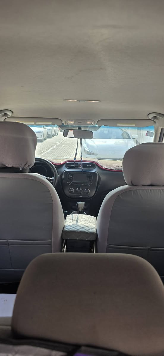 السلام عليكم سياره كيا صول موديل 2019 وارد امريكي حادثه كما موضح في السونار ايرباكات سليمه محرك 1600 gdi السعر 120$ وبيه مجال مكاني بغداد السيديه ***********
