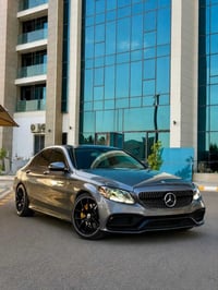 ‏MERCEDAS BENZ C300 2017 كت كامل AMG مواصفات . ابواب بصمه . داخل جلد  ...