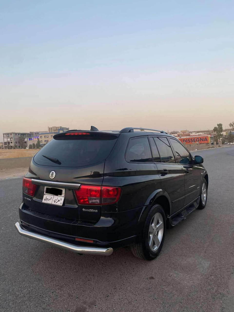 رەقەم تەلەفۆن ***********
سانگیۆنگ کیرۆن مۆدیل ٢٠١١ فول مواسەفات سلایت ئاوێنە شەفت کوشن جلد کوشن کارابای و 
هیتەر تەبرید لەمس گێر تۆماتیک
 کۆبۆن بەنزینی لەگەڵە سوکان ڤۆلیۆم بی لیدان بی سبوغ بەشەرت گێر و مەکینە بەشەرت نرخ(٨٥) وەرەقە و مەجال أربيل, العراق
