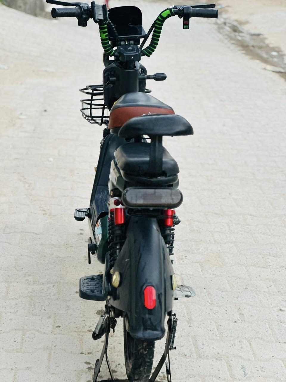 دراجة شحن للبيع سعر ٢٥٠


**إذا كنت صاحب هذا الإعلان وتريد حذفه لأي سبب، رجاءا أرسل رسالة إلى الدعم الفني**