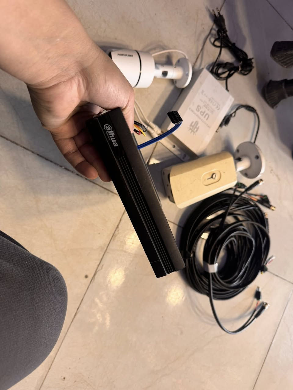 كاميرا دهوا وجهاز دهوا وكاميرا هيك فجن كيبلات محولة ماوس 65 الف واصل


**إذا كنت صاحب هذا الإعلان وتريد حذفه لأي سبب، رجاءا أرسل رسالة إلى الدعم الفني**