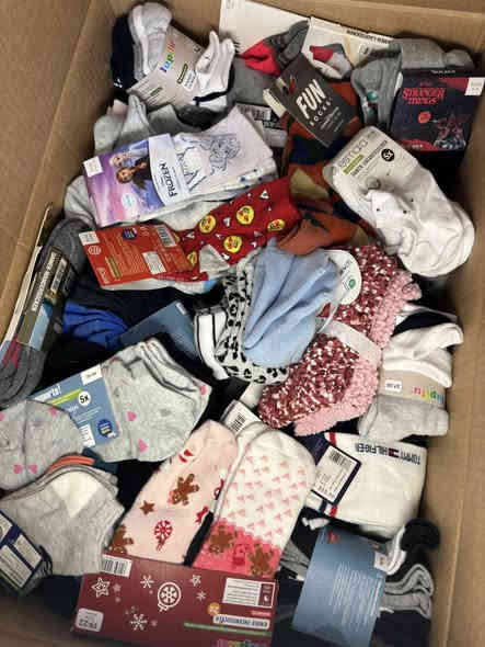 توفر وجبة جديدة من الجواريب الاوربي 
الخامة قطن 100‎%‎‎%‎‎%‎‎%‎‎%‎‎%‎ 
الكيلو يعد خير من الله حبايبي 
الكارتونة تجيكم مختلط نسائي رجالي اطفال 
ومتوفر فقط اطفال 
للحجز والاستفسار الاتصال على الرقم 
***********
توصيل لجميع المحافظات
