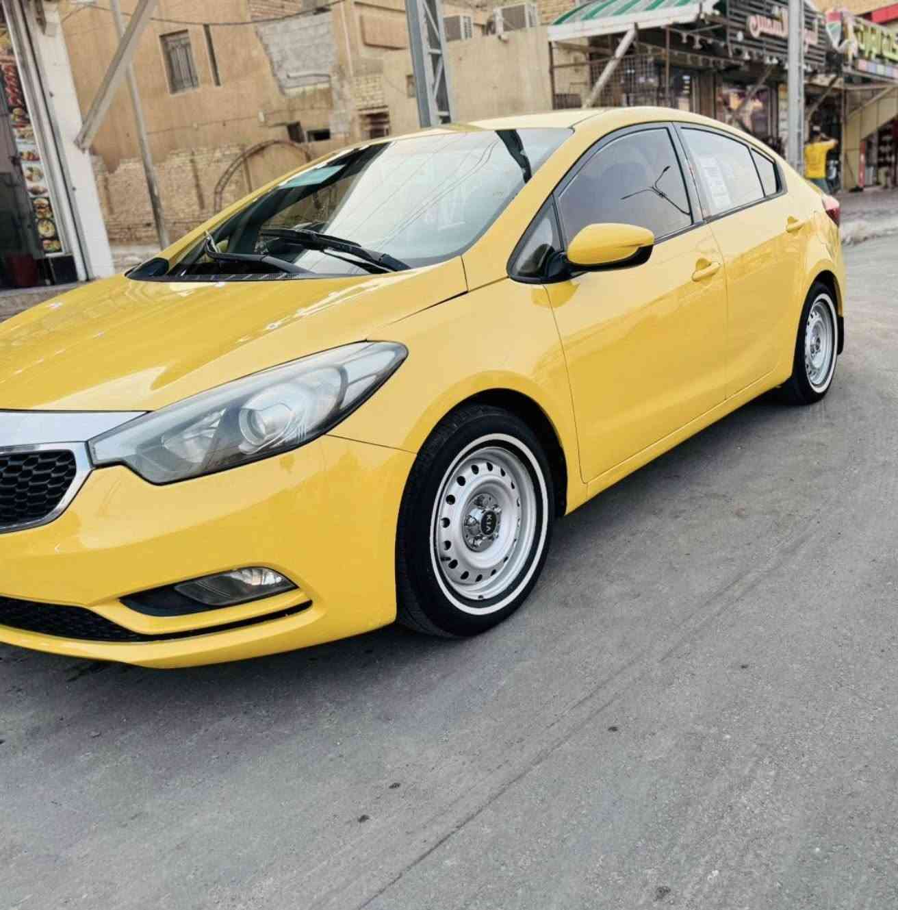 سيراتو 2013
وارد خليجي محرك 1600 دبل حساس دكشن عالي دوش محرك قبل شهر شادلها حداديه تخم تاير كير كله كفاله 
سيارة مال جناي مصفره هيئة وغرامات تحويل ثاني يوم رقم بغداد 
عنوان ميسان الجمعيات رقم صاحب السياره ***********
