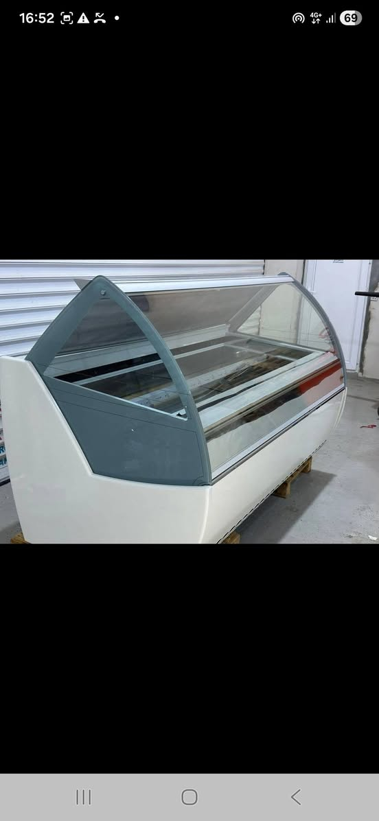 عارضة ايسكريم للدوندرمة  GELATO شركة اوريون الإيطالية 🇮🇹 ١٦ حوض او بلانك ٢٢٠ سم سنكل فيس دبل كومبريسر جديد بالكارتون غير مستخدم موديل ٢٠٢٢ اتصلو بنا واتساب العنوان السليمانية مدينة 🌆 الابتسامة 😊 نحن بخدمتك *********** /
