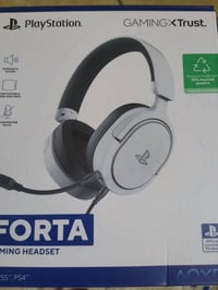 سماعة بلي • أبيض • ضمان وفحص