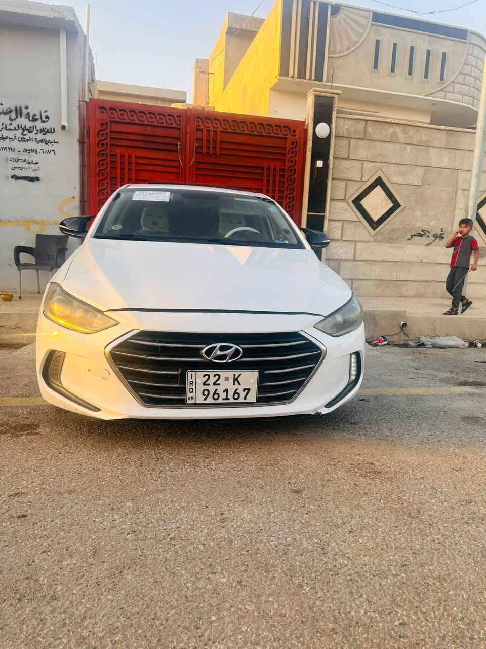 السلام وعليكم
سياره انتره  2017 فول فول 
رقم اربيل مصفره شرط التحويل 
بلا ضرر
السعر135 بيها حك الجيه
رقم الهاتف ***********
وتساب  مكان موصل ايمن
