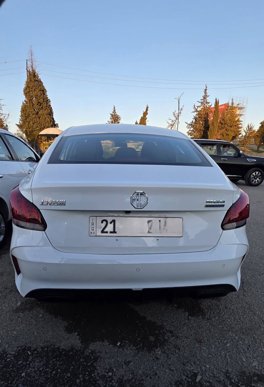 به ناوى خودا
MG Gt  2025
كير عادى
بى بوياخ بى سارد
بوياخ ته نك
١ قوباوى هه يه به سندوقه كه وه 
١٦ هه زار روشتوه 
ته حويلو به ناو كردن به شه رت 
شوين/سليمانى
نرخ/٩٩كه لاو معامه له 
ت/***********
