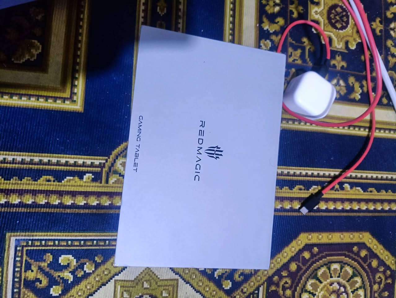 ايباد ريد مجك استرا كامل معا ملحقاتة
ذاكرة 256 الرام 12
استعمال شهر وشوي 
تصنيع 2025
السعر 850 وبي مجال بسيط
تواصل ***********
