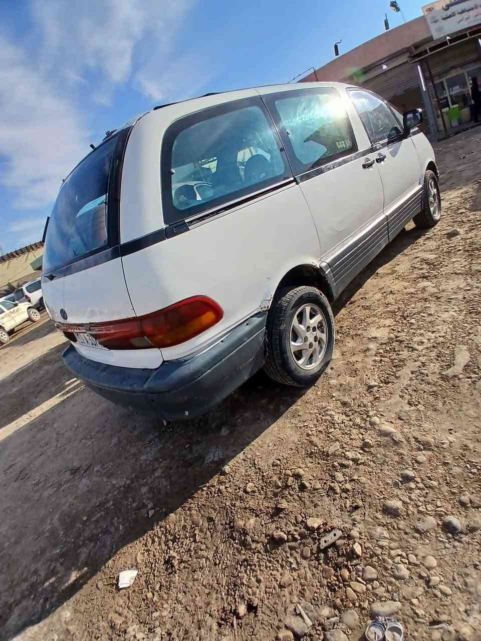 اسلام عليكم للبيع تويوتا بريفيا رقم كربلاء انكليزي سنويه لل30 كير اوتوماتيك موديل 93  جاهزه من كلشي مكينه جديده بلادي ما محور مكان واسط العزيزيه ***********
