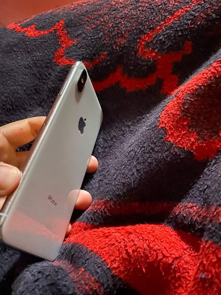 السلام عليكم
اكس ماكس نضافه 100 ب الميه وين الجنايه
لون ابيض مميز
ذاكره 256 
باتري 81 من بدايه الاشته جانيه وهذي حاله باتريه لاتجي تكلي مرفوع حت اوضحلك يعني 
نموذجm
تك خط
بلادي

السعر فقط 250 الف وبيه مجال ويستاهل سعره
ويرهم مراوس ويه هونر فقط اكس 9 بي وسي


**إذا كنت صاحب هذا الإعلان وتريد حذفه لأي سبب، رجاءا أرسل رسالة إلى الدعم الفني**