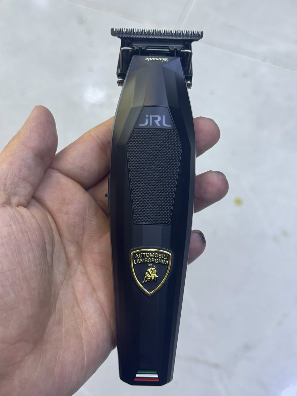 سلام عليكم  مكلف بالنشر
مكينة jrl لامبرگيني الإصدار الحديث ماكنة صفر استعمال نظيف شرط الفحص استعمال اقل الأسبوع 
عنوان بغداد الزعفرانيه 
متواجد ع واتساب
***********
سعر خاص 
يوجد توصيل لكافه المحافظات
