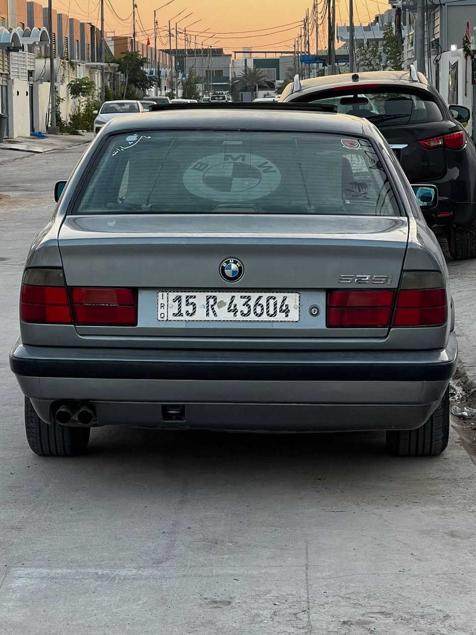 للبيع بي إم دبليو 525 موديل 1995، فُل مواصفات. محرك قوي، حالة ممتازة، صيانة دورية منتظمة، جميع الكماليات تعمل بكفاءة. سعر  70 بي مجال 
تبريد شغال 
فتحه 
بجم عريض 
مسكر فانوس 
تحكم كشنات كهرباء 
فول السياره
. للتواصل، الرجاء مراسلتي على الرقم الاتصال ***********
رقم وتسااب ***********

