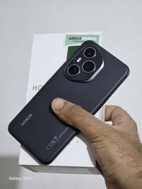 هونر 400 برو • ٥١٢/١٢ • شاحن ١٠٠ واط