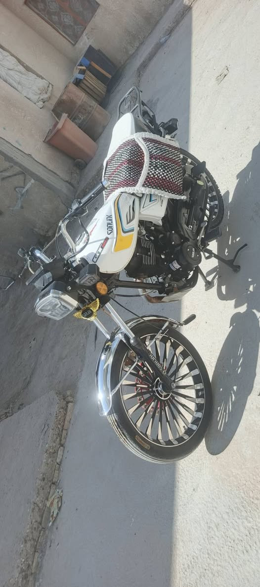 سيفان مديل 24
مكفوله كفاله عامه
نضافه مثل مواضح بل صوره
مكاني حله ورديه خارج ***********
