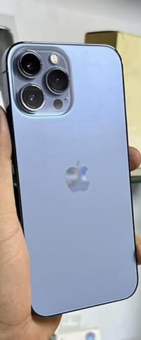 ايفون 13 برو ذاكرة 256  نظافة 100 ‎%‎  بطاريه 83  ماعلايه ممفتوح السعر...