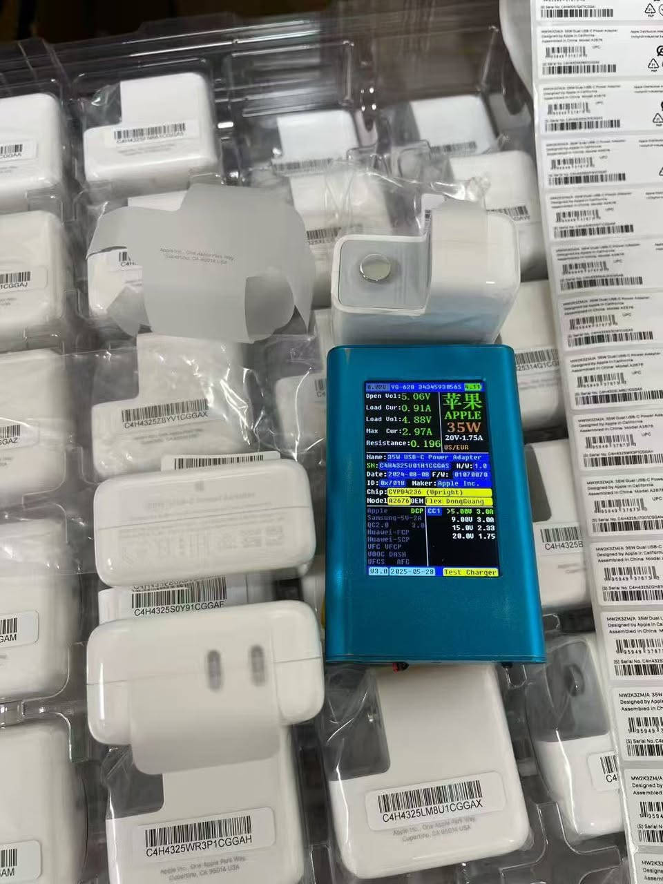 Original 35W power adaptor, dual C port, suitable for different plugs
#chargerwholesale #iphonecharger #fastcharger #wholesalesupplier #pdcharger


**إذا كنت صاحب هذا الإعلان وتريد حذفه لأي سبب، رجاءا أرسل رسالة إلى الدعم الفني**