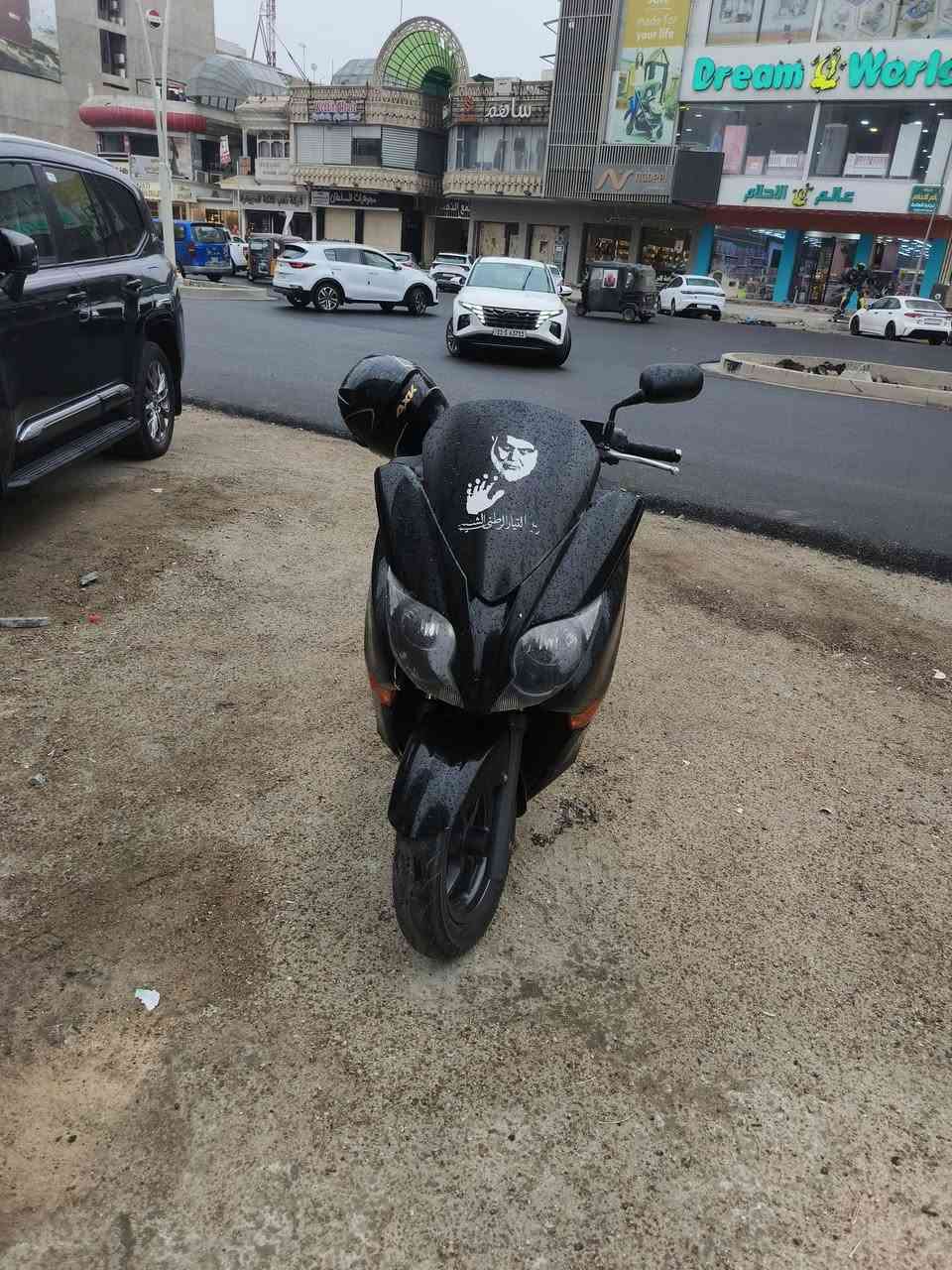 سلام عليكم  فورزه 010  دراجه محرك  مفتوح  خير من الله   شوي كفراتها يرادلها ترتيب   سعر مليون100 

 متواجده  في بغداد رقم هاتف***********
