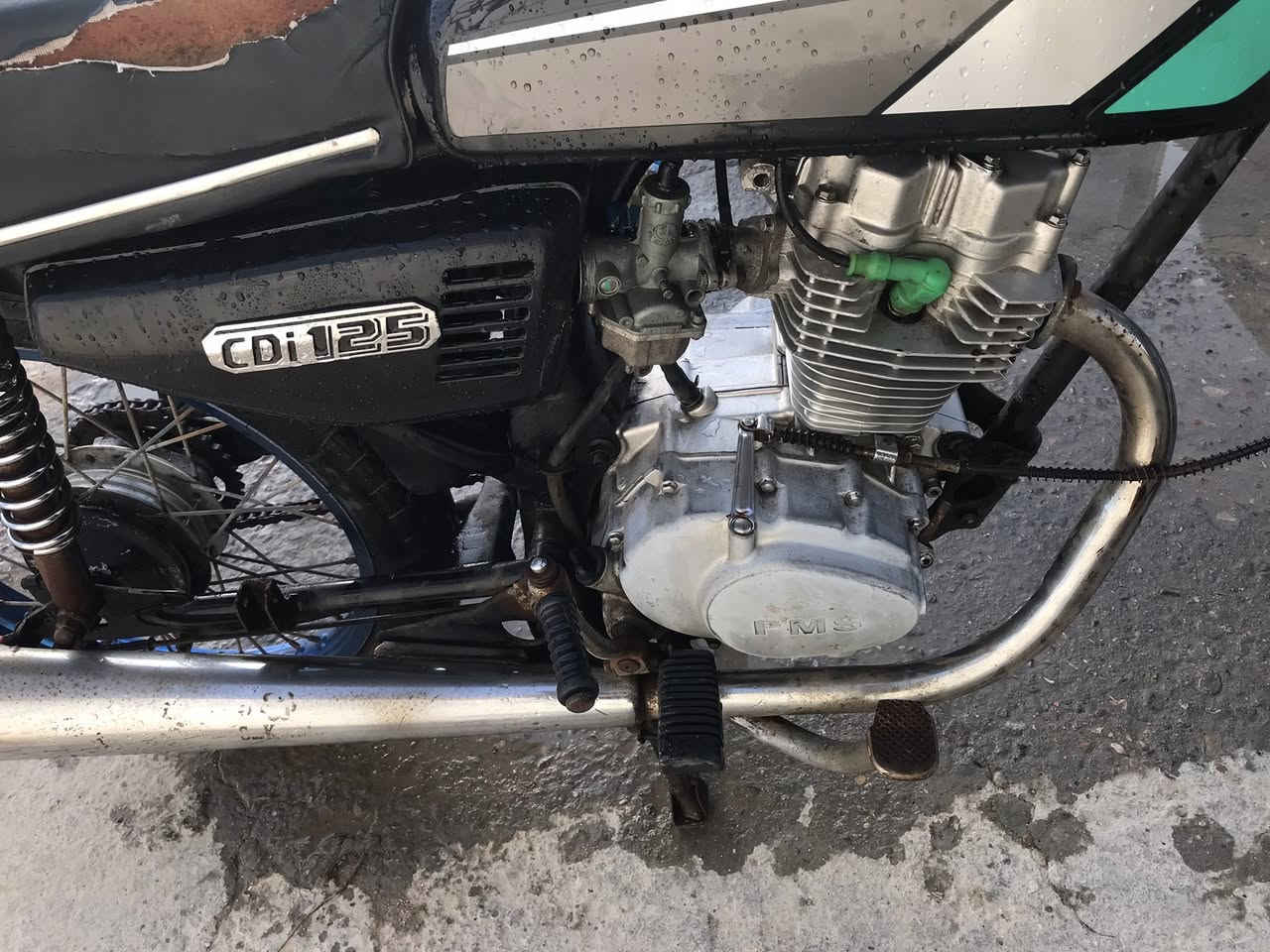 دراجه ايراني ادوات اتكفل بيه عشاير السعر 300 وبيه مجال المدينه *********** المو شراي لا يتعبني
