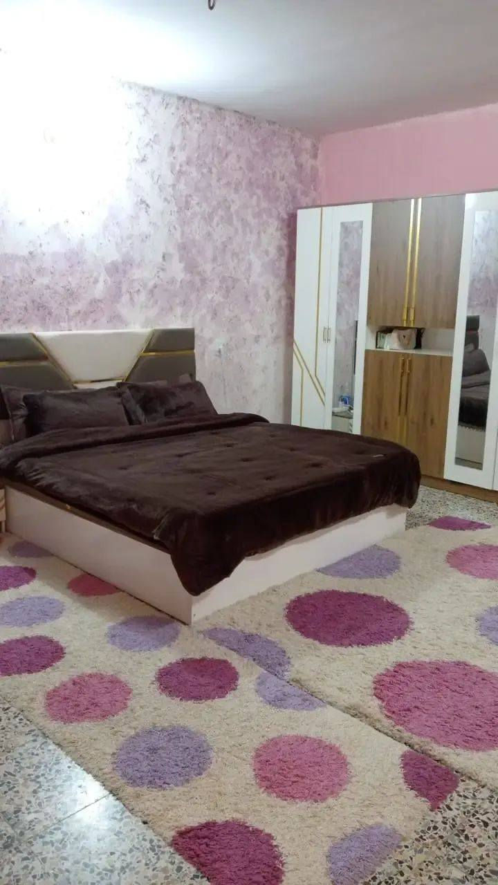 للبيع بيت ١٠٠ متر واجهه ١٠ متر ركن بناء بلوك مسلح بناء درجه اولى يحتوي على صاله وغرفه ومطبخ وخدمات وحولي ومنور المحموديه كاع جواهر قرب الفرقه ١٧
للاستفسار الاتصال بالرقم ***********
