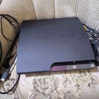 البلي ستيشن 3 نضافه فول بدون اي تصليح يعني ممفتوح الجهاز كفاله عامه با...