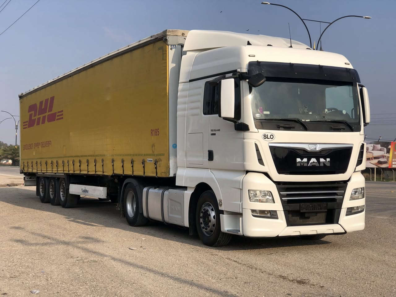 مان بيريڤان بو فروشتن
ژمارە کاتی
مۆدێل2017
دەبل سۆپەر
فوول مواسفات
ریتایدەر سلاجە کامیرە حاسە
گێر و مەکینە و ئەکسل بەشەرت
600kmرۆشتووە
دەبل تەنکی
عەربانەی کرۆن2013
دەنگیر مارسیدس
ژم:***********
شوێن:کەلار
