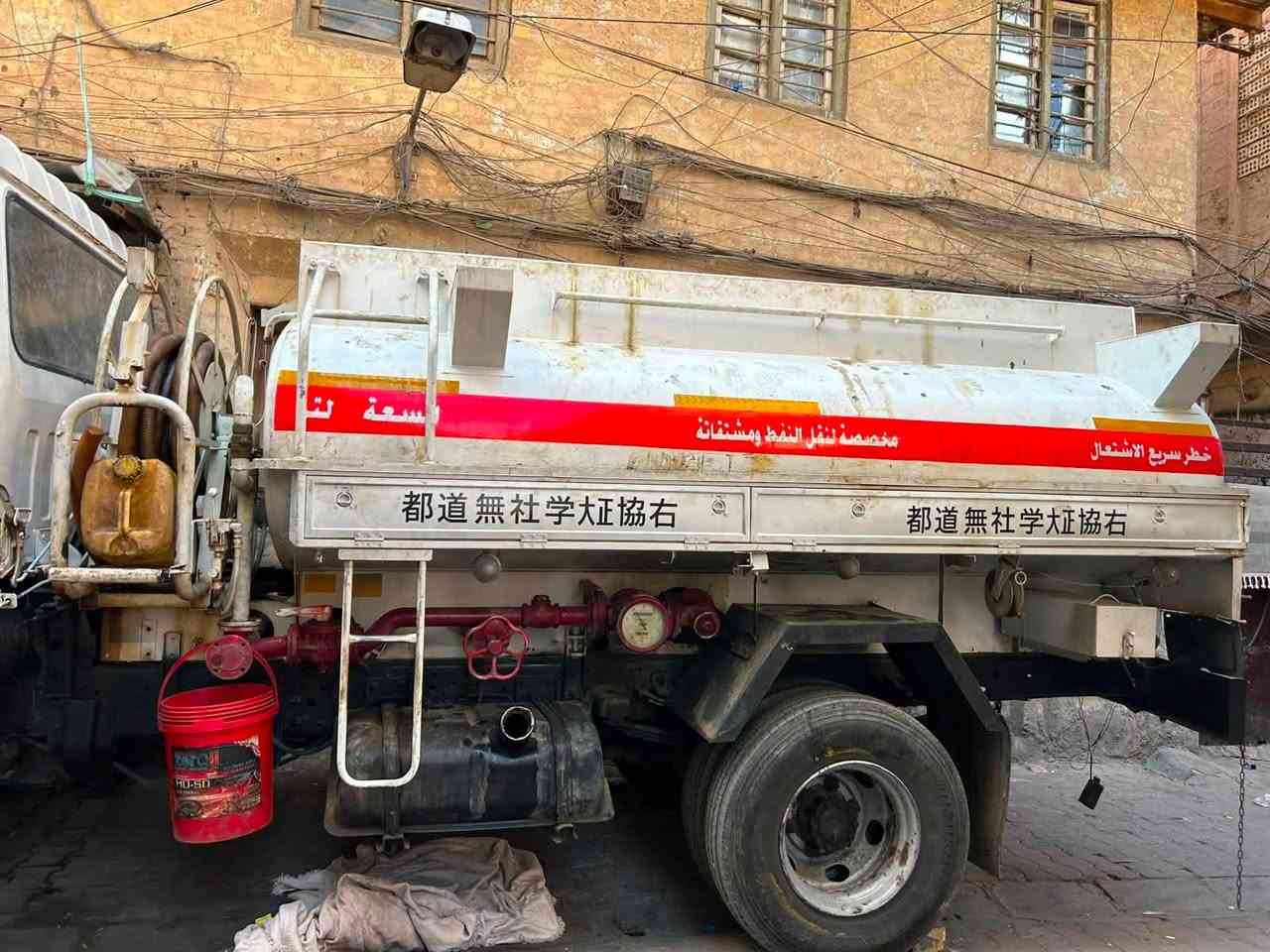 تنكر للبيع جاهزه من كلشي سلامه جي بي اي بلادي  تخم تايرات ويل مع صونده جديده ٢٥ متره انج ونص احتياط مسلحه مكاني بغداد تحويل ثاني يوم ***********
