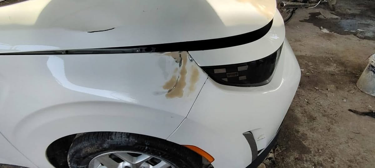 سلام عليكم صول وارد أمريكي موديل ٢٣ ماشيه ٤٣ الف رقم بابل بدون ارباك صور الحادث سونار داخل المنشور السعر١٦٨ بيه مجال قليل مكان السيارة المحاويل ***********
