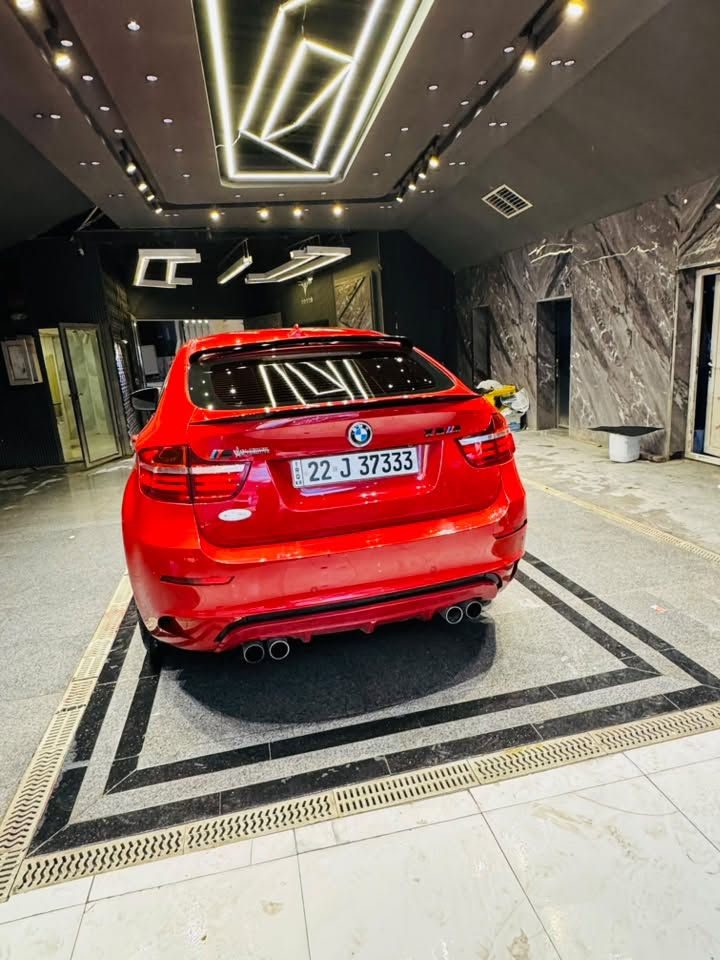 BMW X6 #M_Power 2014 
خليجي وكالة العروش 
بدون صبغ سيرفس كامل بدون اي نقص
المواصفات::
داخل جلد احمر بلادي
كشنات تدفئة تبريد كهرباء 
كير ٦ نمر 
داتا شو
ويل ٢٠ M بلادي
سرعة ٣٠٠
شاشة خلفية
كاميرات ٣٦٠ درجه
حساسات امامي خلفي
رقم اربيل مميز بأسمي هزه سنويه جديده
للاستفسار ::***********
