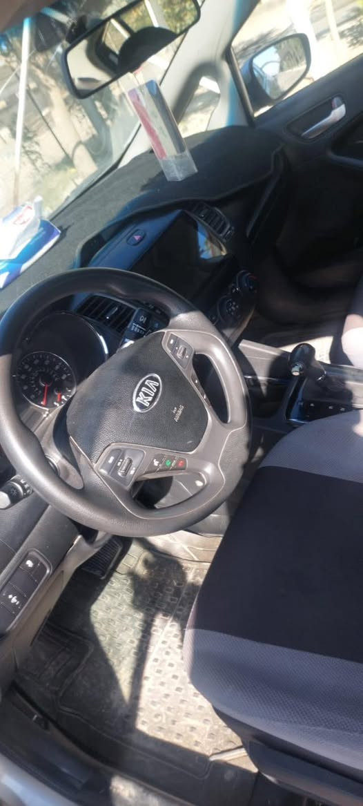 السلام عليكم للبيع فورتي 2017 مكينة وكير جدد حدادية تخم تاير جدد بسمي مداور ثاني يوم رقم كربلاء بيها حادث خلفي  تفاصيل الحادث اتصل ع الرقم السعر ب 105 وبيها مجال للشراي مكاني كربلاء للاستفسار 
 ***********
