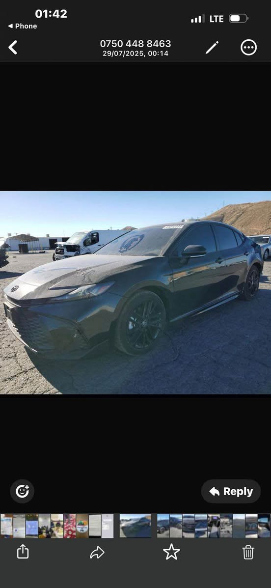 TOYOTA CAMRY 2025 SE HEV 🩶
تيوتا كامري ٢٠٢٥ هايبرد
لون موميز لون اسود
مواصفات 
داخل ابيض 
بصمه
 كشن هيتر 
شاشه 
كامره 
رادار 
حساس
بريك بصمه 
اكو 
نورمال 
سبورتي 
و HEV
تحكم ستيرن 
تحديد سرعه 
شحن وايرلس
و بعد مواصفات هوايه 
ضرر: جاملغ خلف سايق + صندق بدون دواخل بدون ارباك سياره مرقم جاهز بدون مصرف 
مكان سياره اربيل 
واتساب :*********** أربيل, العراق
