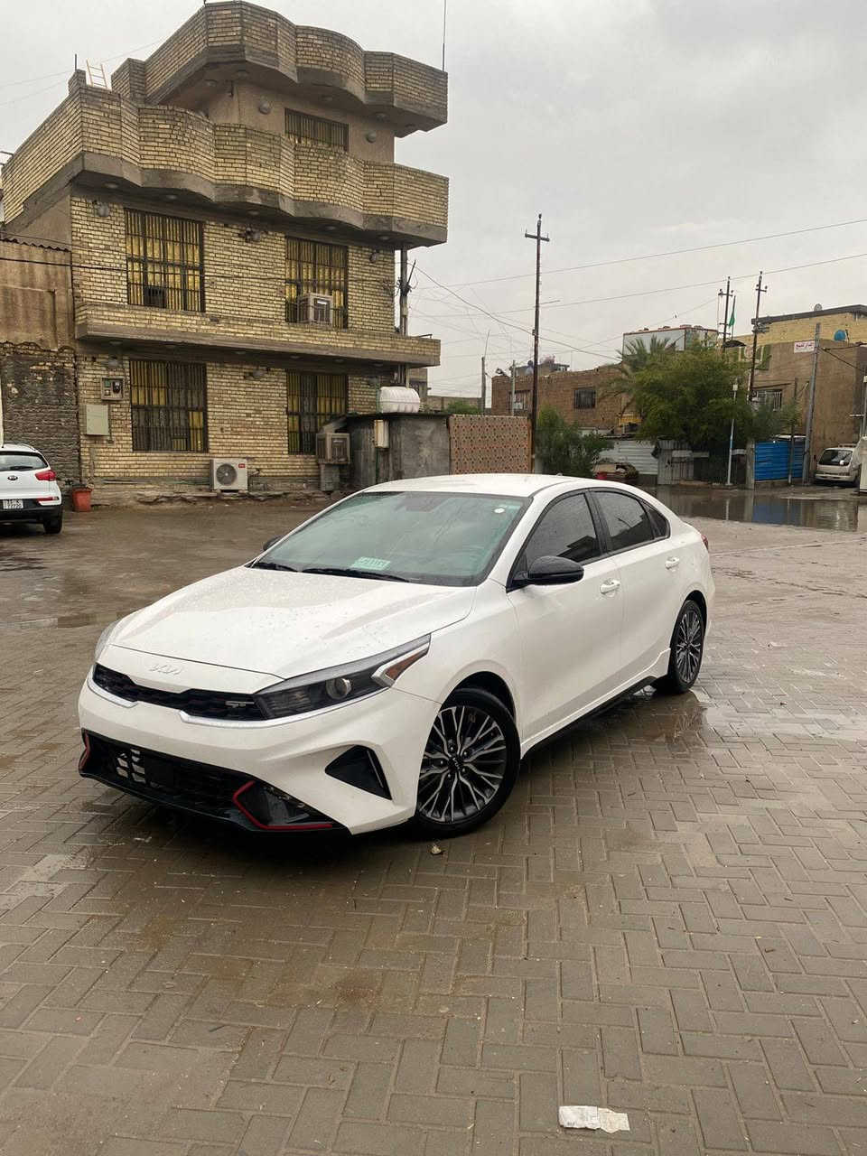 كيا فورتي جدتي لاين وارد امريكي 2024 (بدون رقم) محرك 2000 دوش دخول جديد  ممشيه9 mil مواصفات رادارات توقف ذاتي تحكمات انظمه  شاشه ويل كب كروم كاميرا دواره  حادثها فقط  دعاميه بدون قطره صبغ السياره وكفاله السياره وبالواقع احلى من الصور بهوايه مكانها بغداد البلديات‬‏ بدون رقم السيارة فقط بيع
***********
