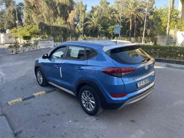 سلام عليكم للبيع توسان 2017 وارد أمريكي بيه صبغ بنيد باب خلفي بدون دواخل سياره جاهزه بدون اي نقص سياره بغداد سعر 139 رقمي ***********
