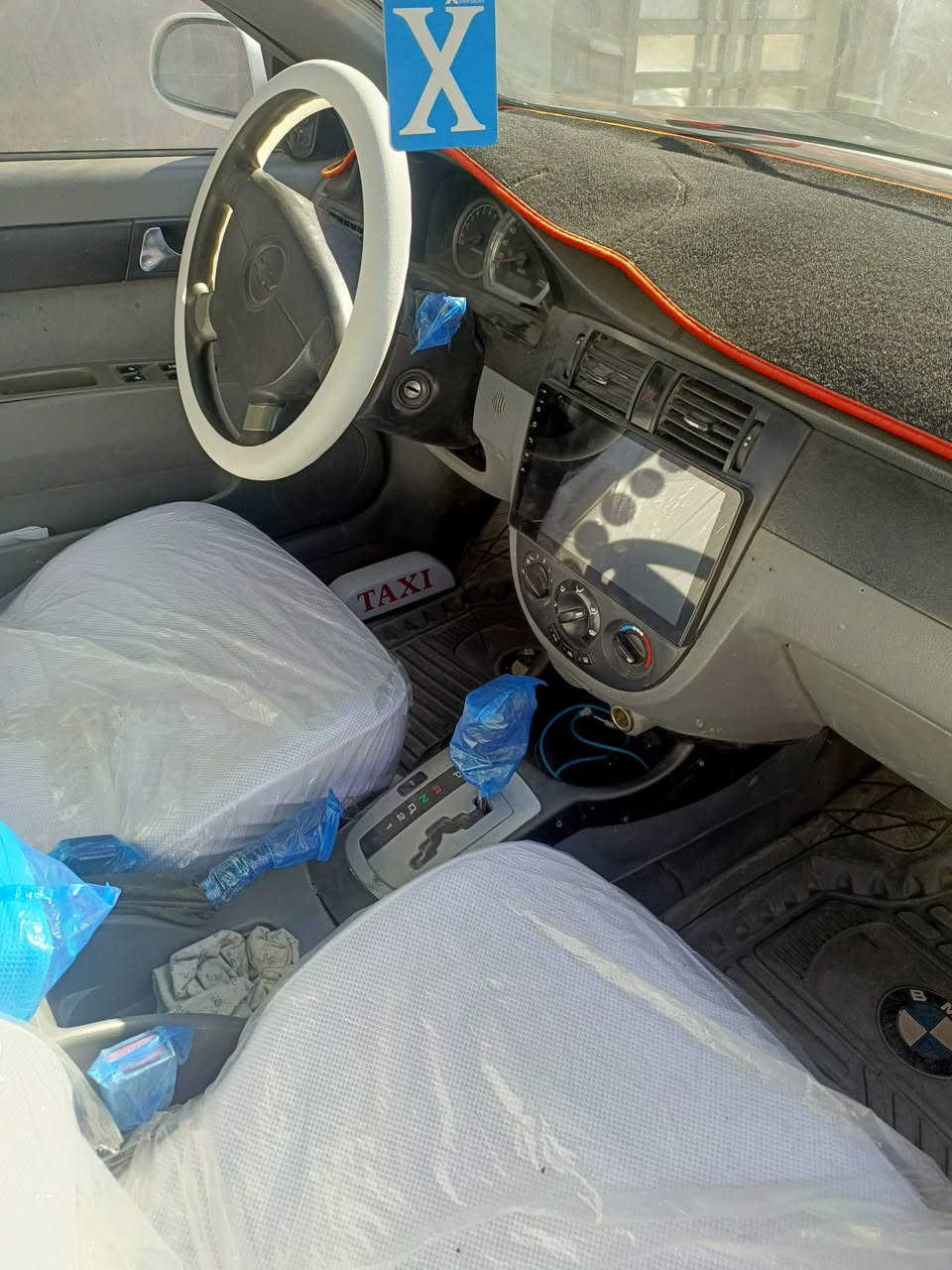 سلام عليكم وابتر البيع موديل 2009سيارة حلوة مزاد مورور 55وبيهه مجال قليل مكينه وكير  وحدادية وتخم تاير جديدة اوتوماتيك مكان دوانيه رقم ***********وابي واتساب
