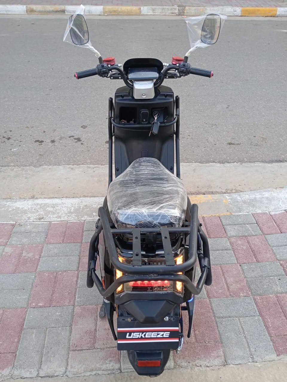 موطور شحن دبدوب للبيع
نوع سازوكي جديد ونضيف لون مميز
استخدام شهر1 تاخذه على الفحص شرط النضافه
ملف 2500 سرعه99 كهربائيات فول بطاريات جدد 
سويجات2 وبصمات2 وكرتات2 كلها موجوده معا الشاحنه 
السعر 700 وبي مجال قليل المكان التأميم القادسية الثانية 
للأستفسار:***********
