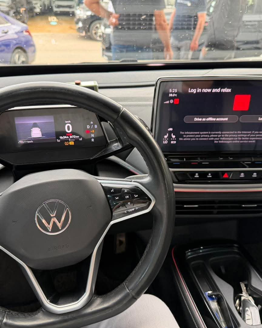 فولكس واكن ID.4 PRO
كهرباء بلكامل 2022
ماشيه : 23,000km
خليجيه مكفوله من الصبغ والبارد توجد ملاحظات بسيطه في السياره شخوط دعامية فقط
فول مواصفات 1/1
(شاشه-كاميرا-حساسات-تحديد-مسار-تحكم ستيرن-مري شفط-3 أنظمة قياده-بنوراما-اناره LED-بصمه-وبقية المواصفات المعروفه
‏***********
