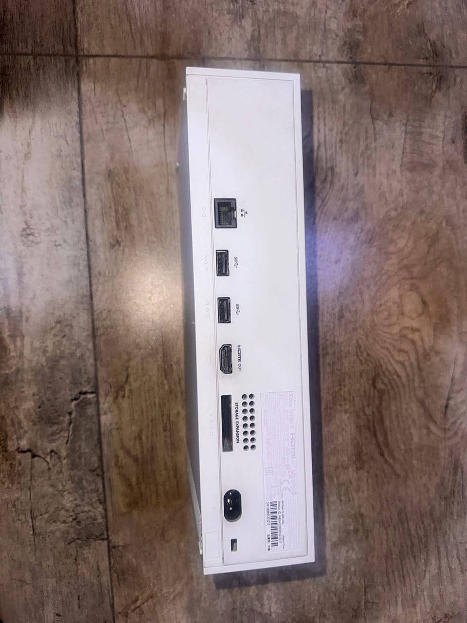 السلام عليكم
اكس بوكس سيرس اس للبيع مامفتوح ويا يدة اضافية وبي فيفا 26 
سعره 400الف وبي مجال


**إذا كنت صاحب هذا الإعلان وتريد حذفه لأي سبب، رجاءا أرسل رسالة إلى الدعم الفني**