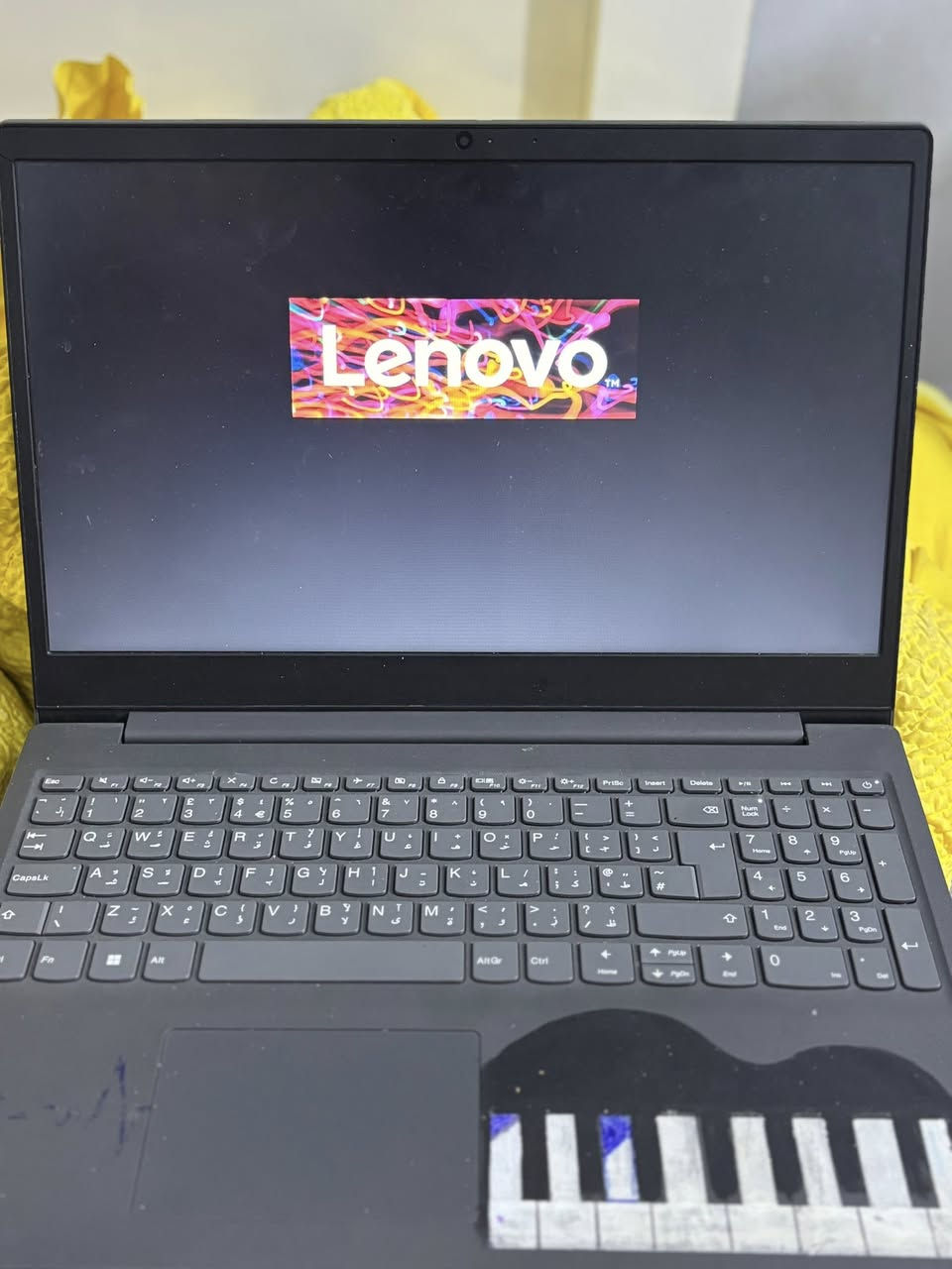 السلام عليكم
حاسبة لينوفو مصلحة مبدلتلها هارد. وتحتاج تنشيط ويندوز ممأثر عليها بشي. استخدم للطباعة وورد   شغاله سماعات و شحن يطول ٥ ساعات تشغل كل برامج التواصل ماخذتها ب٤٦٠ من الشركة.  ابيعها ب ٢٠٠. مكاني ديوانية حي الفرات


**إذا كنت صاحب هذا الإعلان وتريد حذفه لأي سبب، رجاءا أرسل رسالة إلى الدعم الفني**