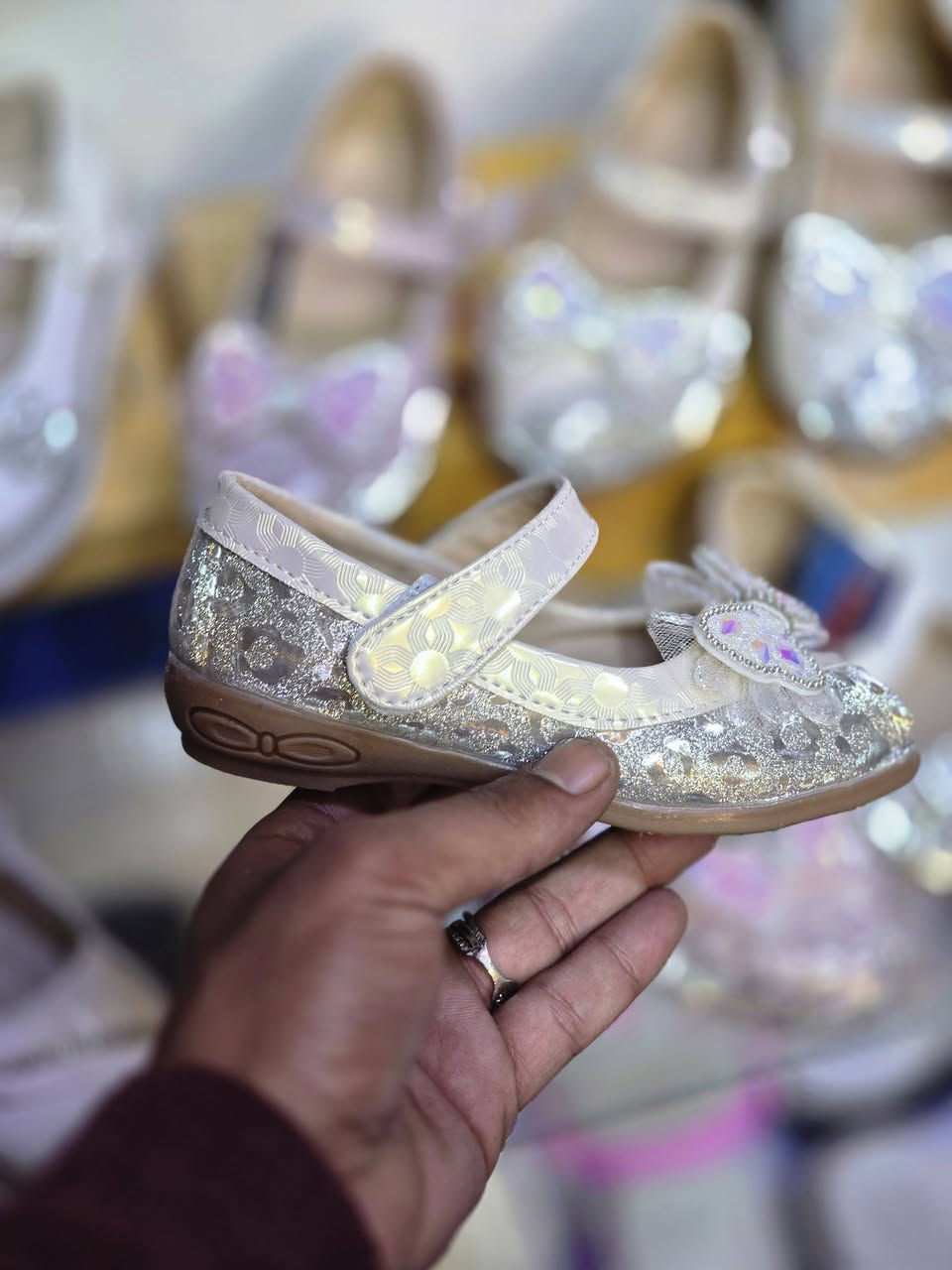 بناتي
موديل كلش نازك 
كوالتي عالي 

الزبيديه شارع ٢٠ مجاور
سيد احمد للمواد المنزلية


**إذا كنت صاحب هذا الإعلان وتريد حذفه لأي سبب، رجاءا أرسل رسالة إلى الدعم الفني**