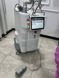 جهاز ليزر co2 بسعر مناسب للبيع نضيف الجهاز مابي ايشي مكاني بغداد البنو...