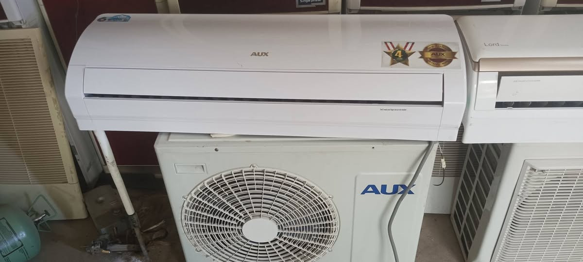 سبالت مستخدمه شرط التبريد نضيفات كلش عنوان ناصرية قرب مستشفى التركي ***********
