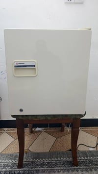 ثلاجة • للبيع