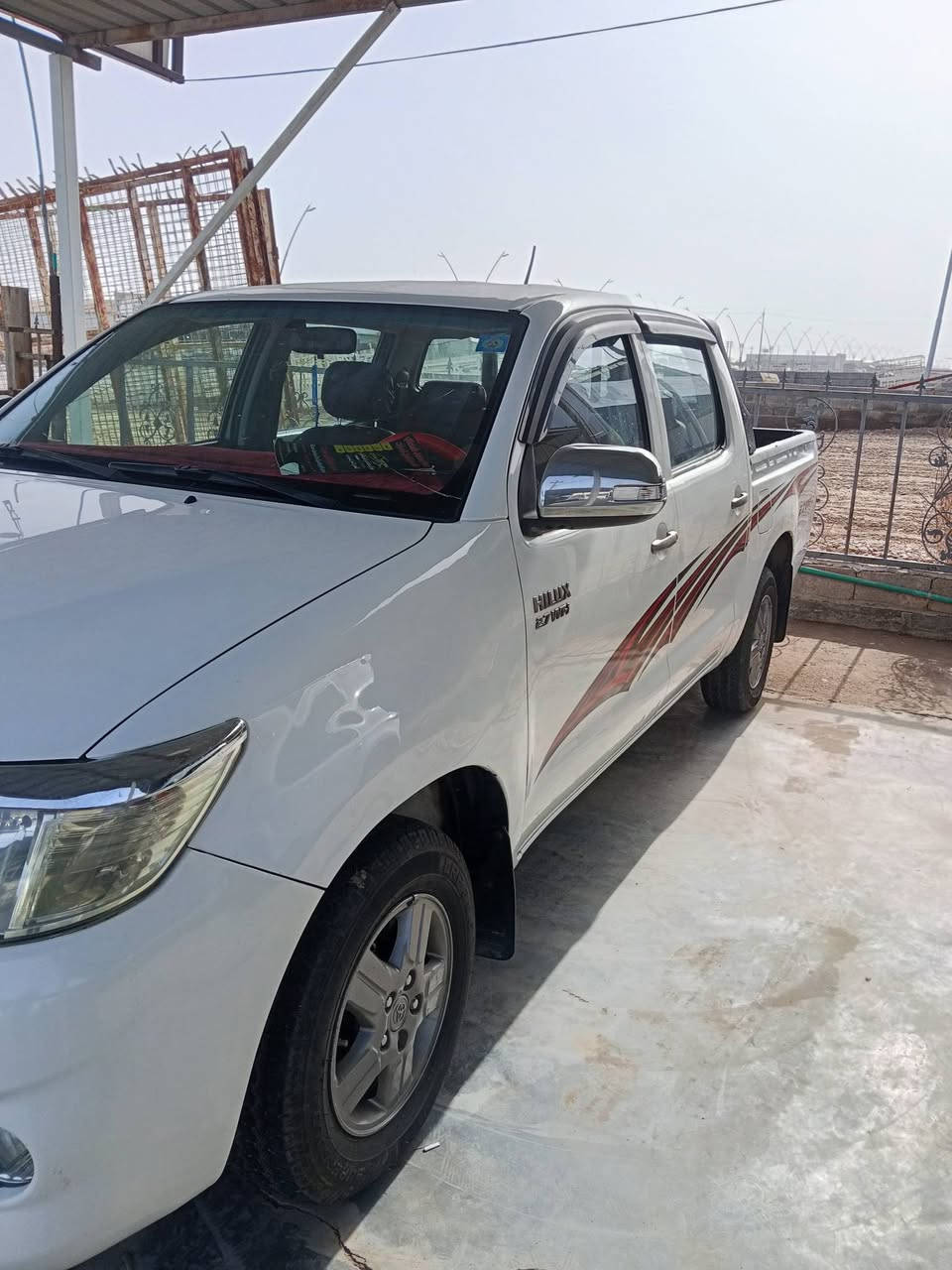 بيكم هايلوكس ناصي للبيع 14 السيارة مكفوله كفاله عامه عدا شويه بارد رقم ديالى انكليزي باقي على الاستلام مشروع وطني السيارة نظيفة كامله بدون نقص 
السعر 205 وبيها مجال 
للاستفسار الاتصال على الارقام 
***********
***********
